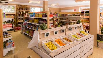 Mobile Home | Gift shop