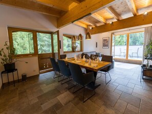 Apartment | Dining