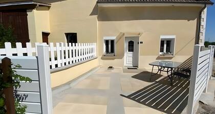 Holiday Home 'Les Sassiers' with Lake View, Shared Terrace and Wi-Fi