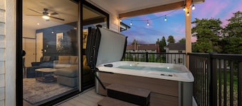New Listing! Stylish Après-Ski Stay | Walk to Shuttle + Hot Tub