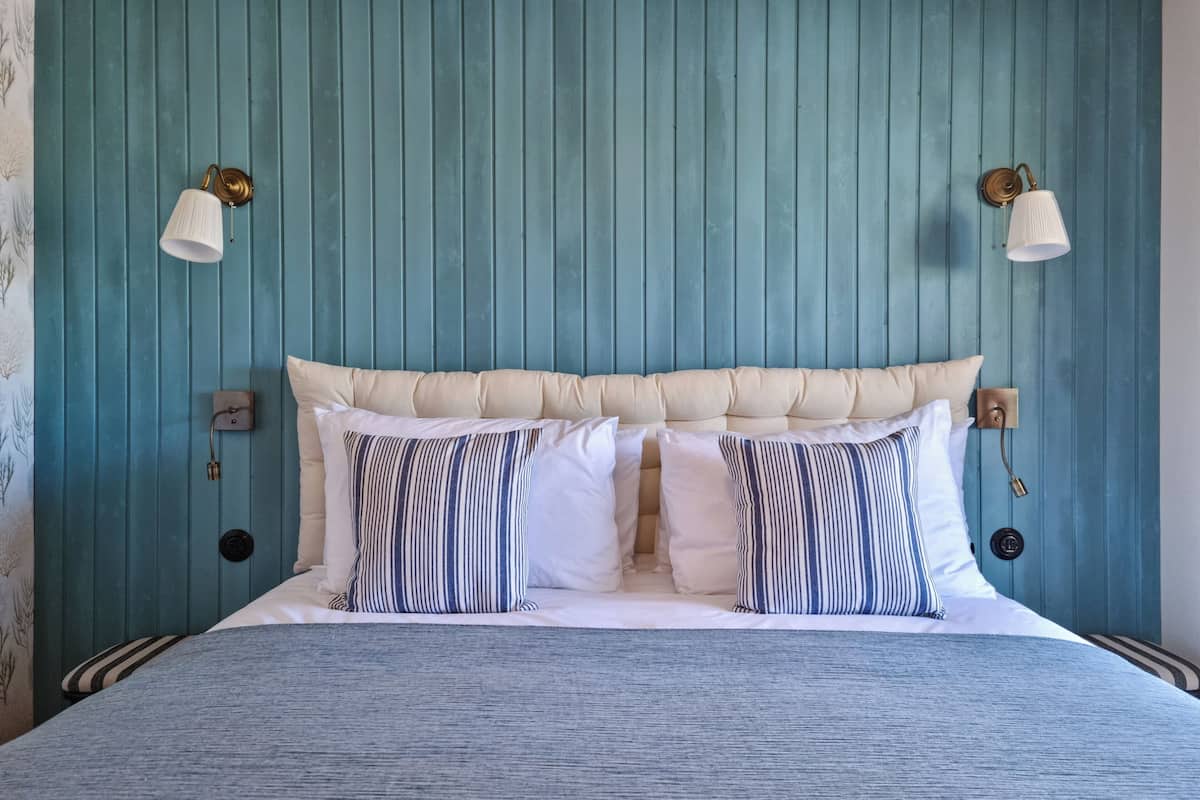 Familien-Suite, Balkon | Bügeleisen/Bügelbrett, kostenloses WLAN, Bettwäsche