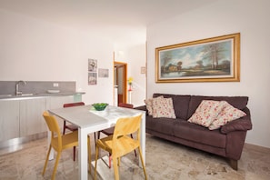 Interior - Casa La Palma-Comfortable apartment on the hill, Casa La Palma - Comodo appartamento in collina (Costermano)