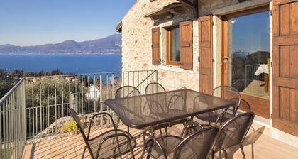 Villa Lucia Coi-Quiet and lake view, Villa Lucia Coi - Tranquilla e vista lago