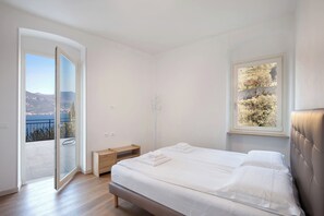 2 bedrooms, iron/ironing board, travel cot, WiFi