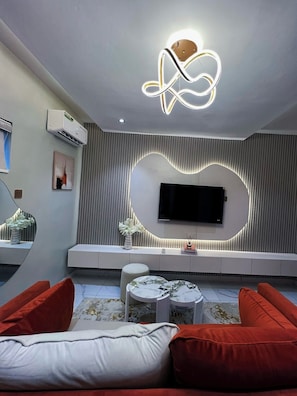 Family Apartment, Balcony, City View | Living area
