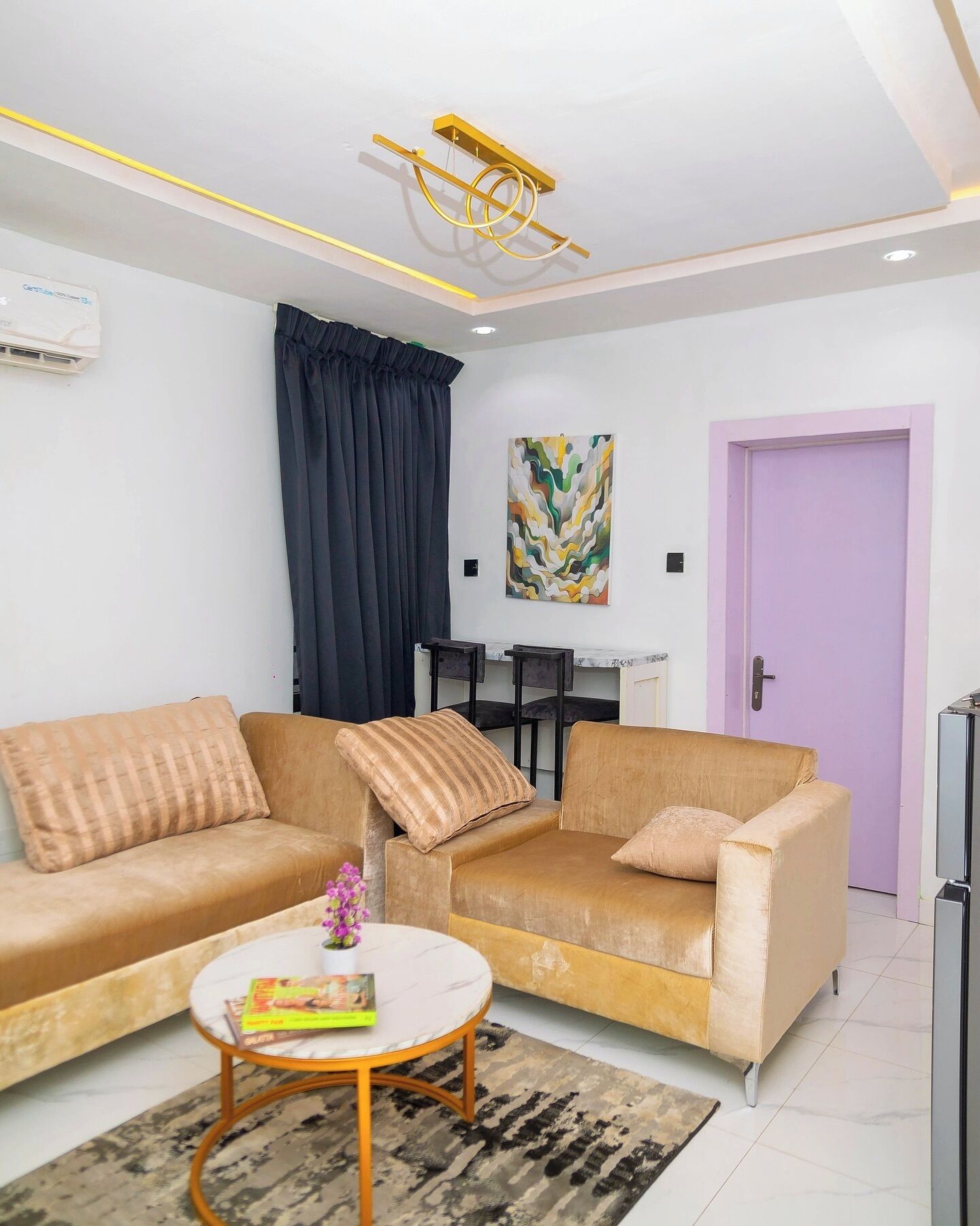 Family Apartment, Balcony, City View | Living area