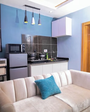 Family Apartment, Balcony, City View | Living area