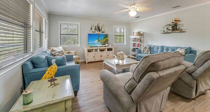 Kissed by the Bay, Managed by ISLAND GURL OASIS