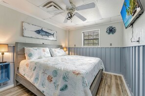 6 bedrooms, WiFi, bed sheets