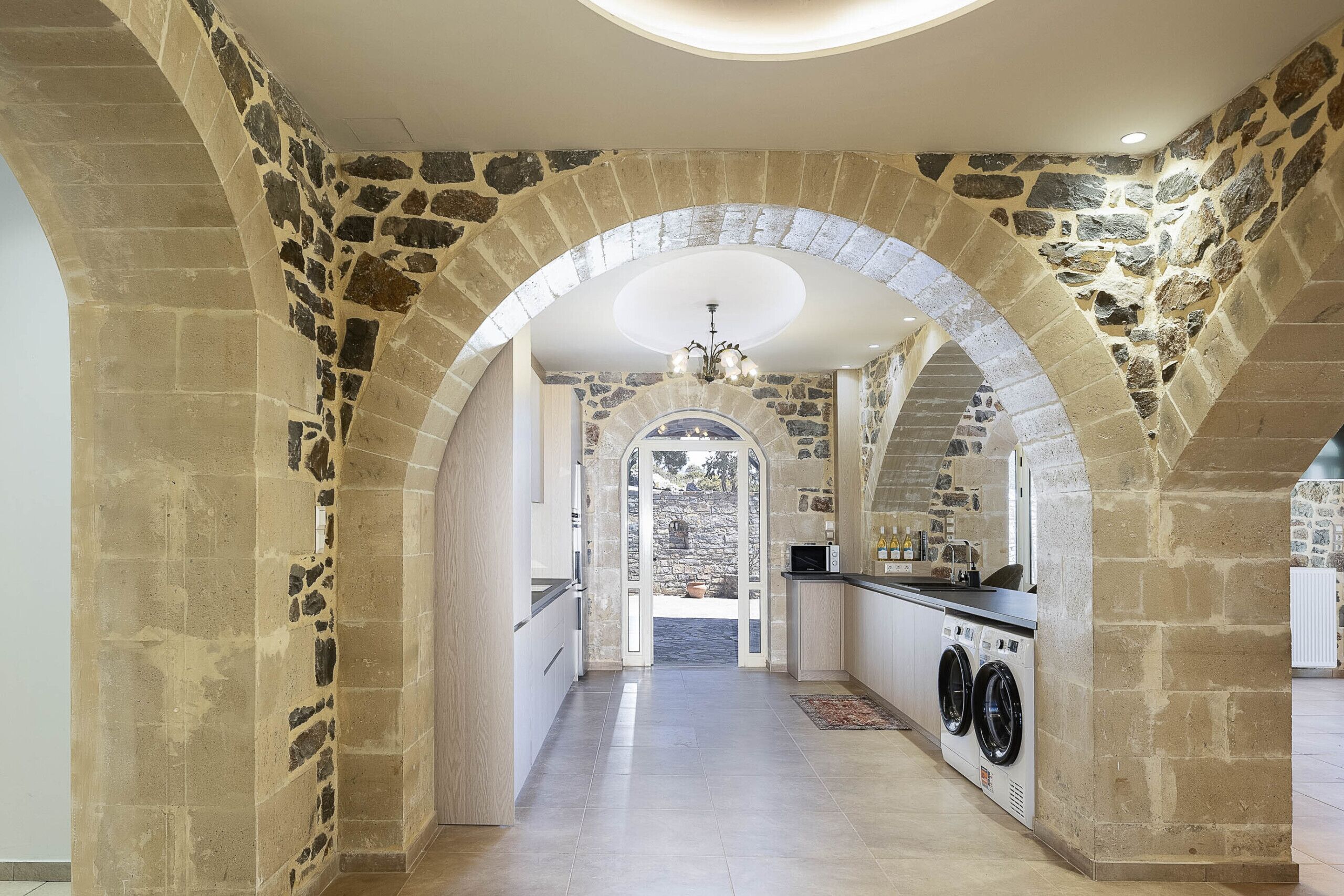 Villa | 7 bedrooms, soundproofing