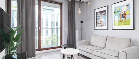 Apartment, Balcony | Iron/ironing board