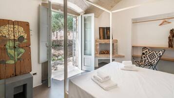 1 camera, culla da viaggio