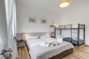 家庭别墅, 多间卧室 (Casa Tramonti) | 2 多间卧室、熨斗/熨衣板、免费 WiFi、床单