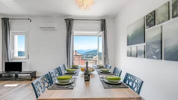 Vila Keluarga, beberapa kamar (Casa Tramonti) | Tempat makan