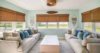 Walk to Jetty Park: Harbor District Home!