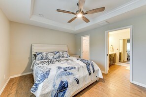House (3 Bedrooms) | Interior - 3 Mi to Public Beach: Port Charlotte Getaway! (Port Charlotte)