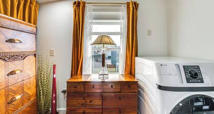 Walk to Beach: Historic Downtown Anacortes Studio