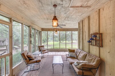 Waterfront Home w/ Playground Near Degray & Caddo!