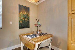 Apartment (1 Bedroom) | Innenbereich