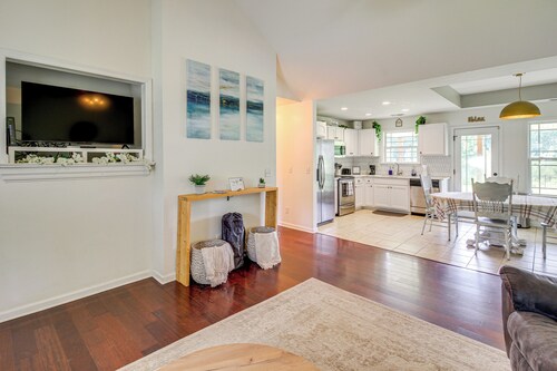 13 Mi to Chattanooga: Family Home w/ Backyard!