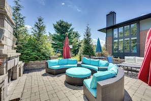 House (5 Bedrooms) | Front of property