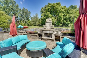 House (5 Bedrooms) | Interior