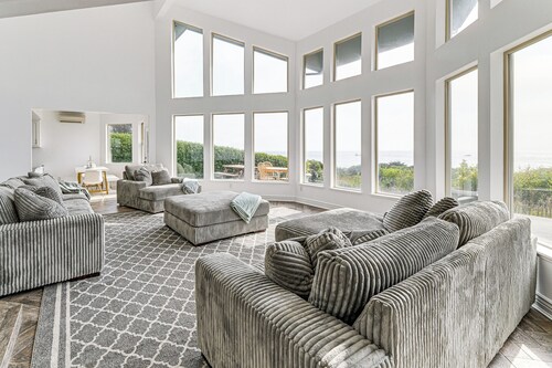 3-acre Property: Beachfront Home in Smith River!