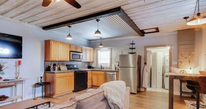2 Mi to Self Regional MC: Updated Apartment