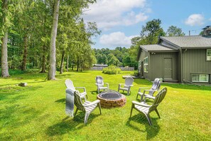 House (3 Bedrooms) | Interior - Games & Outdoor Entertainment: Upstate Family Home (Austerlitz)