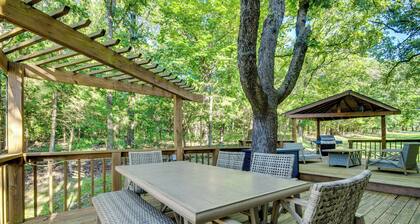 Walk to Pomme de Terre Lake: Pet-friendly Escape