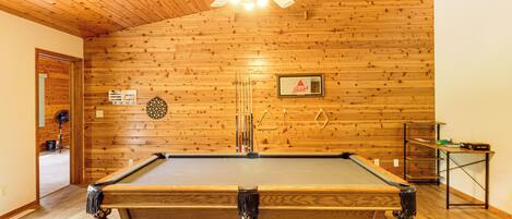 House (4 Bedrooms) | Front of property