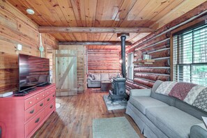 House (1 Bedroom) | Interior