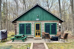House (1 Bedroom) | Front of property