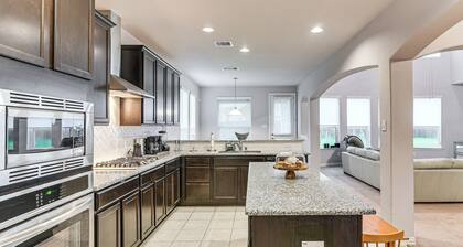 Grand Family Home w/ Patio & Fenced Yard in Arcola