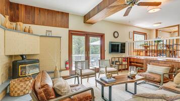 Rumah (3 Bedrooms) | Bagian depan properti