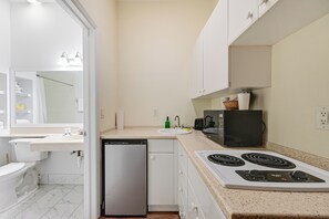 Apartment (0 Bedroom) | Interior