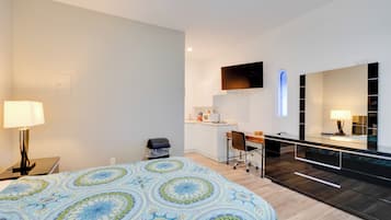 Apartment (0 Bedroom) | Interior