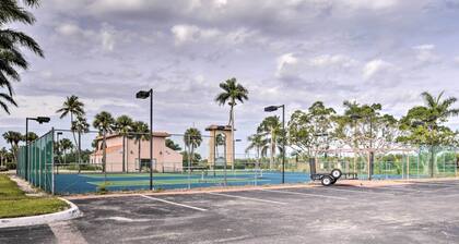 Resort on Marina: Everglades Escape on Heated Pool