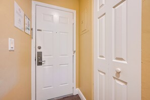 Apartment (0 Bedroom) | Interior - Swim, Sip, Sail: Everglades Escape at POI Resort (Naples)