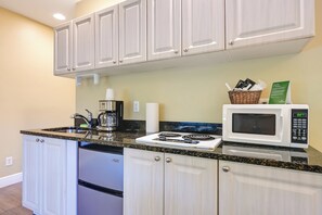 Apartment (0 Bedroom) | Interior - Swim, Sip, Sail: Everglades Escape at POI Resort (Naples)