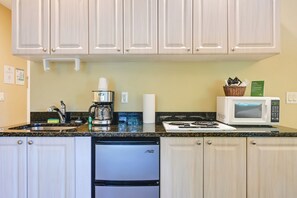 Apartment (0 Bedroom) | Interior - Swim, Sip, Sail: Everglades Escape at POI Resort (Naples)