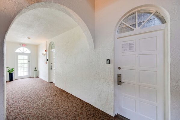 アパートメント (0 Bedroom) | 内装