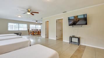 House (1 Bedroom) | Interior