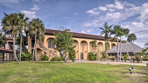 Apartment (0 Bedroom) | Interior - Hotel-style Studio 15 Mi to Everglades Nat'l Park (Naples)