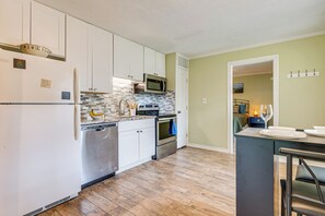 Apartment (1 Bedroom) | Interior