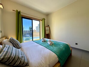 2 camere, ferro/asse da stiro, Wi-Fi gratuito, lenzuola