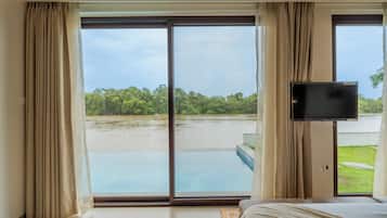 Villa, River View | Iron/ironing board, rollaway beds, free WiFi, bed sheets