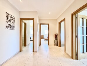 Interior - PORTIMÃO RIVERVIEW 2 WITH POOL by HOMING (Portimão)