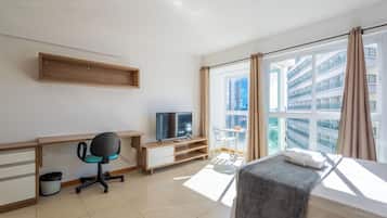 Basic Apartment | 1 bedroom, desk