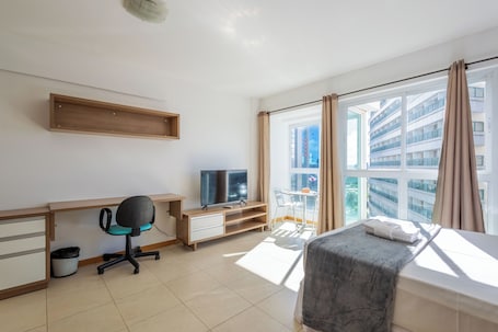 Basic Apartment | 1 bedroom, desk